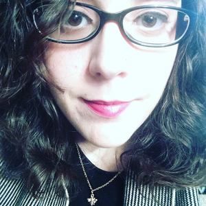 Meet your Posher, Dina